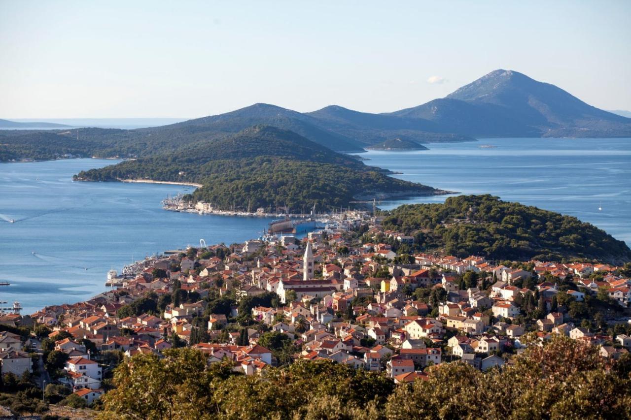 Apartments Villa Adrienne Mali Lošinj Exterior foto